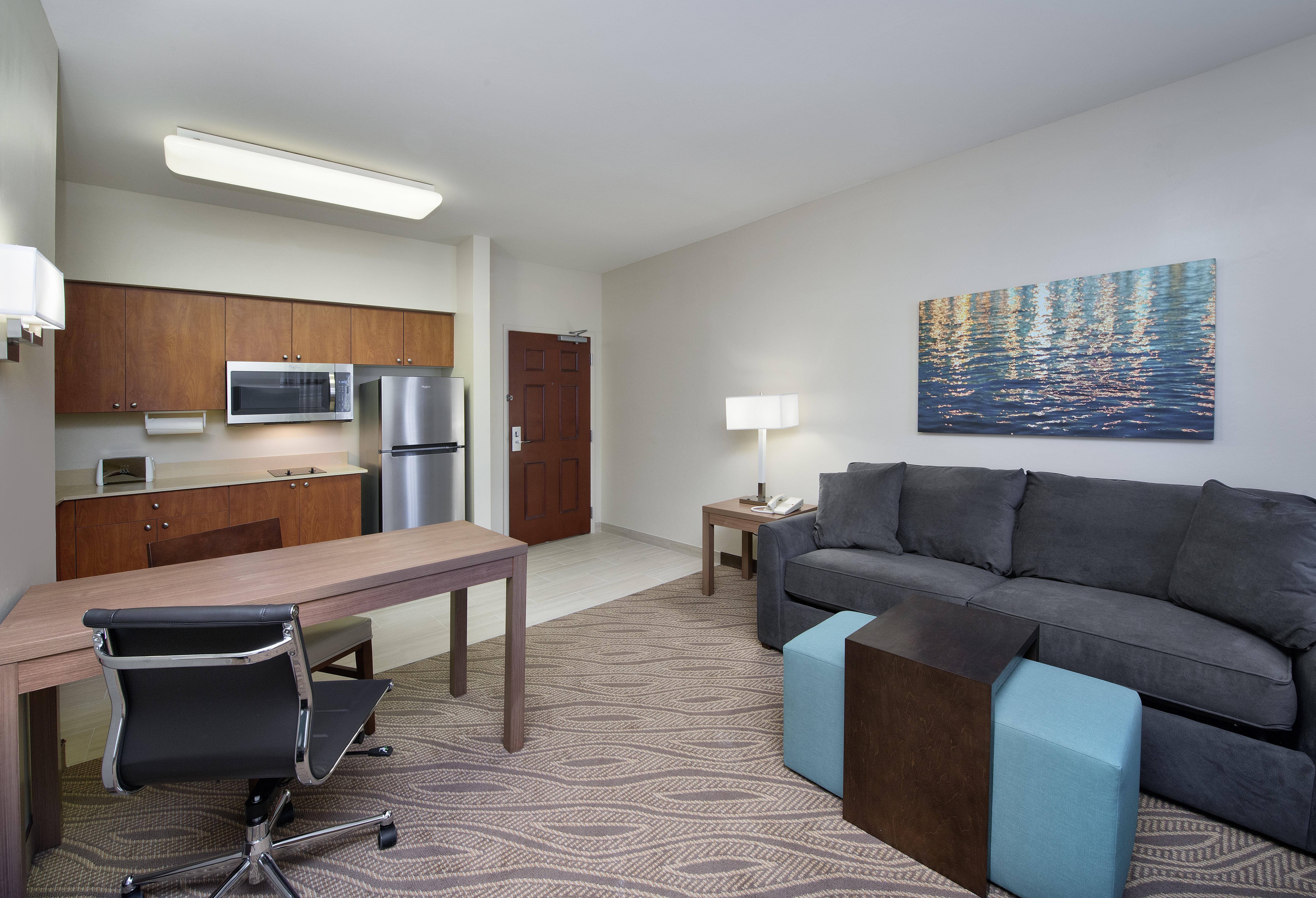 Hawthorn Extended Stay By Wyndham North Naples Екстериор снимка
